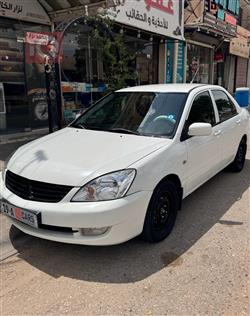 ميتسوبيشي لانسر